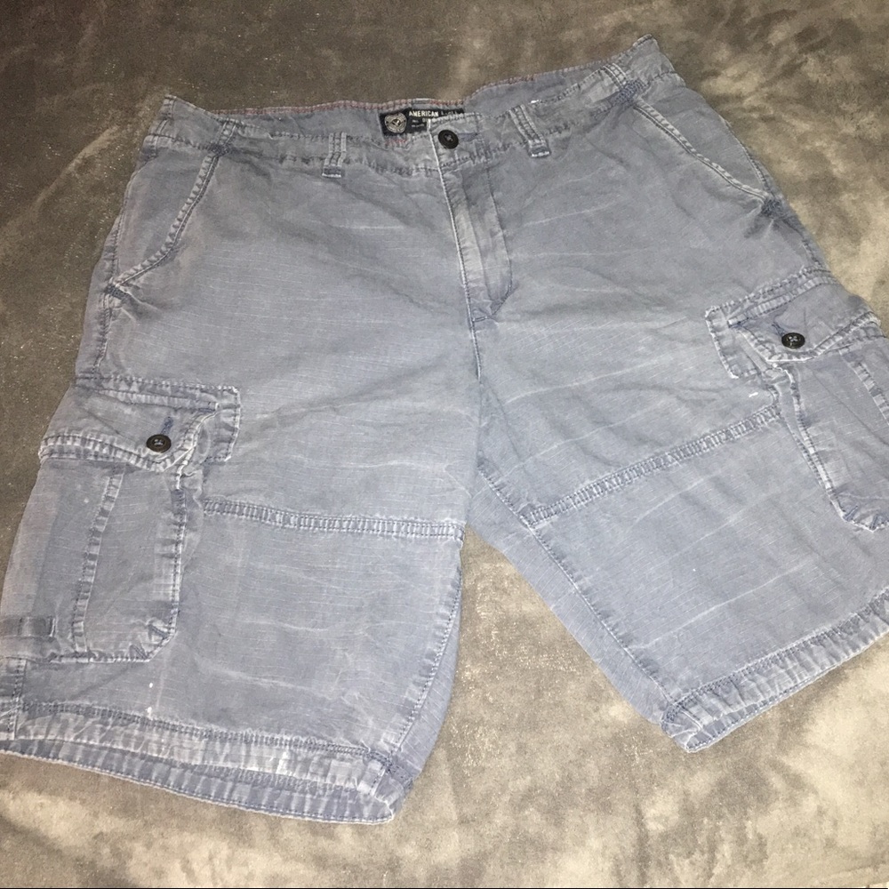 Men’s cargo shorts size 36